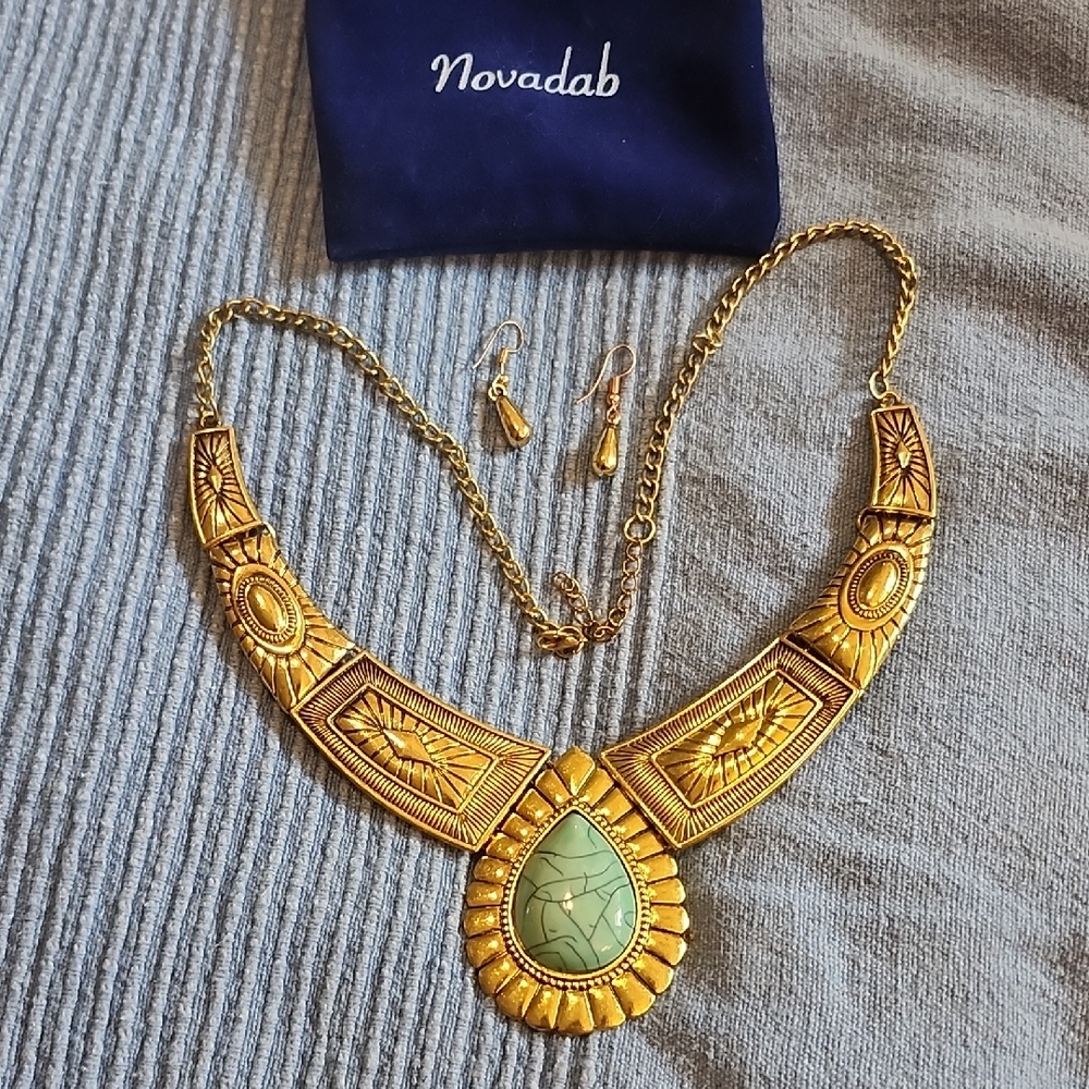 Gold and Turquoise Statement Necklace Set